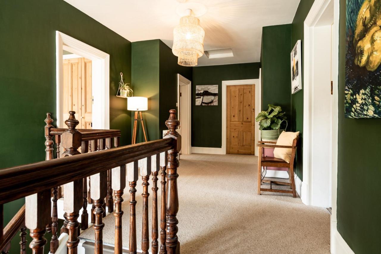 Bed and Breakfast The Old Vicarage Moylgrove Exteriér fotografie